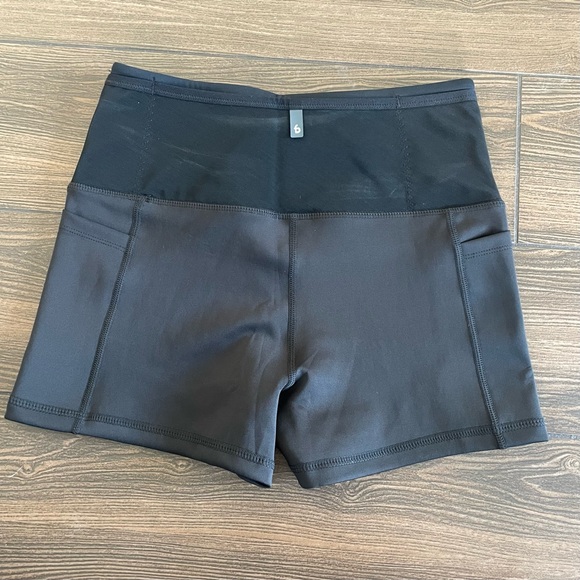 Flipbelt Air Compression Shorts - Picture 2 of 2